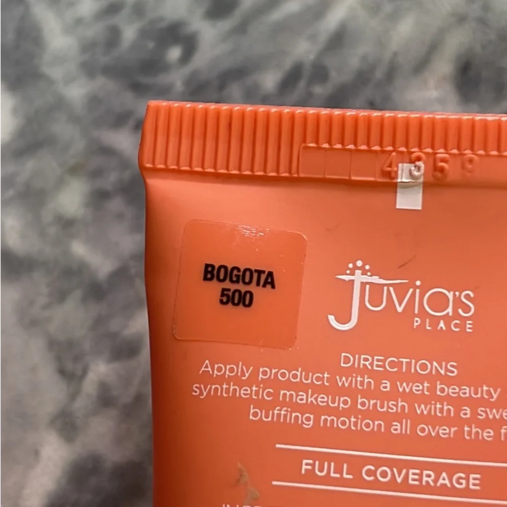 Juvias‎ Place Velvety Matte Foundation